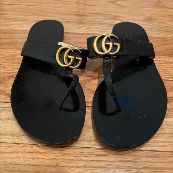Gucci Black Sandals with Gold GG Logo